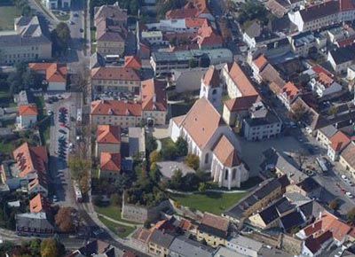 Города Австрии. Улицы города Айзенштадт (Eisenstadt).