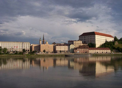 Города Австрии. Вид на город Линц (Linz).